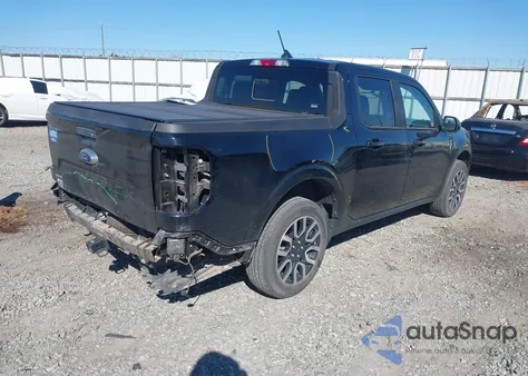 2023 Ford Maverick Lariat z USA, uszkodzony, nr VIN 3FTTW8E36PRA33026